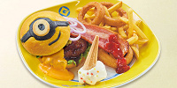 USJ秋フード：ミニオン・ビッグベーコンチーズバーガー・プレート| キャステル | CASTEL ディズニー情報