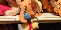 ディズニーうとうと眠るプーさんグッズ：ぬいぐるみセット（プーさん）| キャステル | CASTEL ディズニー情報