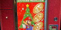 マリオのメダリオン（クリスマス）／USJクリスマスグッズ 2022| キャステル | CASTEL ディズニー情報