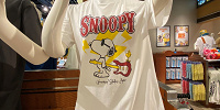 ピーナッツロックTシャツ| キャステル | CASTEL ディズニー情報