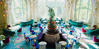 グランパラディ・ラウンジ| キャステル | CASTEL ディズニー情報