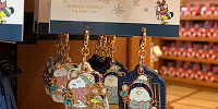 USJ2023冬グッズ/スヌーピー＆チャーリーのチャームセット| キャステル | CASTEL ディズニー情報