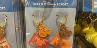 キーチェーンセット（ワッフルクッキー）| キャステル | CASTEL ディズニー情報