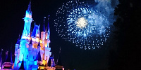 パークの花火| キャステル | CASTEL ディズニー情報