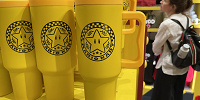USHグッズ/スターカップのタンブラー| キャステル | CASTEL ディズニー情報