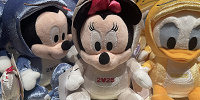 ミニーぬいぐるみ(ディズニーお正月グッズ2025)| キャステル | CASTEL ディズニー情報