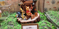 上海ディズニーくまのプーさんグッズ：プーさんの家のフィギュア| キャステル | CASTEL ディズニー情報