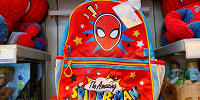 香港ディズニーマーベルグッズ：アメイジング・スパイダーマンのミニリュックサック| キャステル | CASTEL ディズニー情報