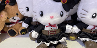 キティのぬいぐるみ（黒ドレス）| キャステル | CASTEL ディズニー情報