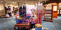 【香港ディズニー20周年グッズ】全グッズシリーズ総合まとめ！ミッキーやダッフィー、日本人デザイナーとのコラボも！値段や販売場所を解説！