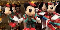 トイズワンダラスクリスマス ミッキーぬいぐるみバッジ(クリスマスグッズ2025)| キャステル | CASTEL ディズニー情報