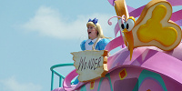 ディズニーランドで出会えるアリス| キャステル | CASTEL ディズニー情報