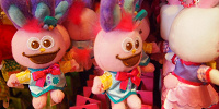 モッピーうさ耳ストラップ| キャステル | CASTEL ディズニー情報