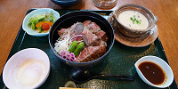 ステーキ重| キャステル | CASTEL ディズニー情報