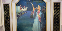 フェアリーゴッドマザーの絵画には･･･？| キャステル | CASTEL ディズニー情報