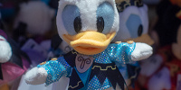 ドナルドぬいぐるみバッジ| キャステル | CASTEL ディズニー情報