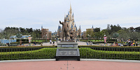 混雑対策の4つのポイント| キャステル | CASTEL ディズニー情報