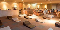 様々な人が休むくつろぎの空間。| キャステル | CASTEL ディズニー情報
