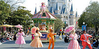 「ディズニー・ドリームス・オン・パレード」| キャステル | CASTEL ディズニー情報