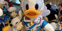 ぬいぐるみバッジ（ドナルド）| キャステル | CASTEL ディズニー情報