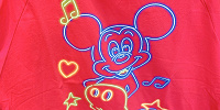 ミッキーネオンTシャツ（ピンク）| キャステル | CASTEL ディズニー情報