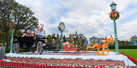 ディズニーランドのクリスマスデコレーション| キャステル | CASTEL ディズニー情報