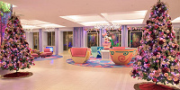 ホテルのクリスマスツリー| キャステル | CASTEL ディズニー情報