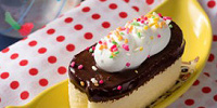 バナナクリームケーキ| キャステル | CASTEL ディズニー情報
