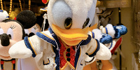 ドナルドぬいぐるみバッジ| キャステル | CASTEL ディズニー情報