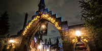 ホグズミード村のクリスマス装飾| キャステル | CASTEL ディズニー情報