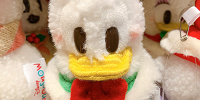 スノードナルドぬいぐるみバッジ| キャステル | CASTEL ディズニー情報