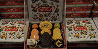 MINION MERRY CHRISTMASクッキー（24個入り）| キャステル | CASTEL ディズニー情報