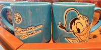 マグカップ（ドナルド）| キャステル | CASTEL ディズニー情報