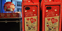 スヌーピー「A Love of Your Own」スマートフォンケース| キャステル | CASTEL ディズニー情報