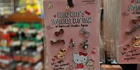 ハローキティ「Hello Kitty’s Sweetest Day Ever」ピアスセット| キャステル | CASTEL ディズニー情報