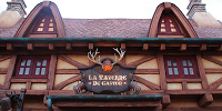 ラ・タベルヌ・ド・ガストンの外観| キャステル | CASTEL ディズニー情報