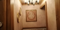 ビレッジショップスの内観| キャステル | CASTEL ディズニー情報