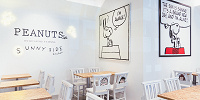 PEANUTSCAFE　店内の様子| キャステル | CASTEL ディズニー情報