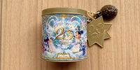 "タイム・トゥ・シャイン"チョコクランチ缶のキーチェーン| キャステル | CASTEL ディズニー情報