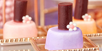 ショコラブランムースのネイルポリッシュ風| キャステル | CASTEL ディズニー情報