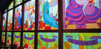 ディズニー ふしぎの国のアリス に登場するキャラクター アニメ 実写まとめ レストラン情報