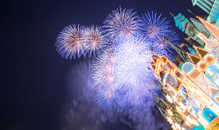 【2025~2026】新年の花火「ニューデイ、ニュードリームス」を解説！期間限定花火の開催日・楽曲予想・おすすめ観賞場所を紹介