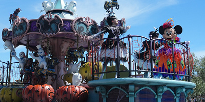 【2022】スプーキーブー&ヴィランズのパレード！ディズニーランドの2種類のハロウィンパレードまとめ！
