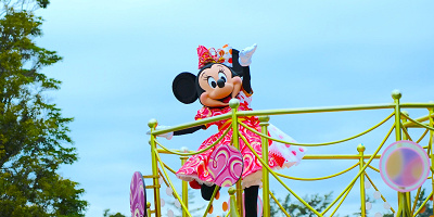 【2023年3月】ディズニー混雑予想！空いている日・混んでいる日はいつ？春キャン・ミニーイベント開催中