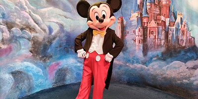 上海ディズニーのミッキーグリーティング「ミートミッキー」徹底解剖！待ち時間や人気度は？コスチュームは燕尾服！