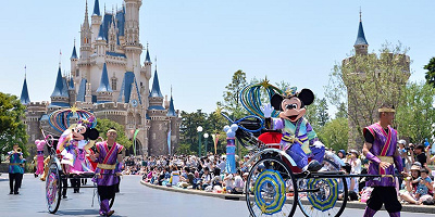 夏イベントがたくさん☆7月ディズニーのおすすめの遊び方♪雨の日対策も