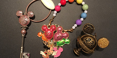 ディズニーオーナメントとは？オリジナルアクセサリーを作って写真撮影にも！