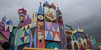 都市伝説も？新イッツ・ア・スモールワールド情報！40のディズニーキャラがリニューアルで登場！