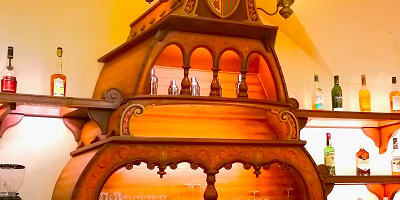 【2024/1/31閉店】マゼランズ・ラウンジメニュー＆予約方法を解説！お酒の豊富なバーラウンジ！誕生日のお祝いにも！