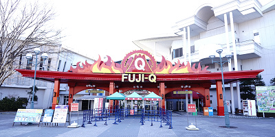 【富士急ハイランド】子供向けアトラクションまとめ！絶叫が苦手でも乗れる15種類の乗り物